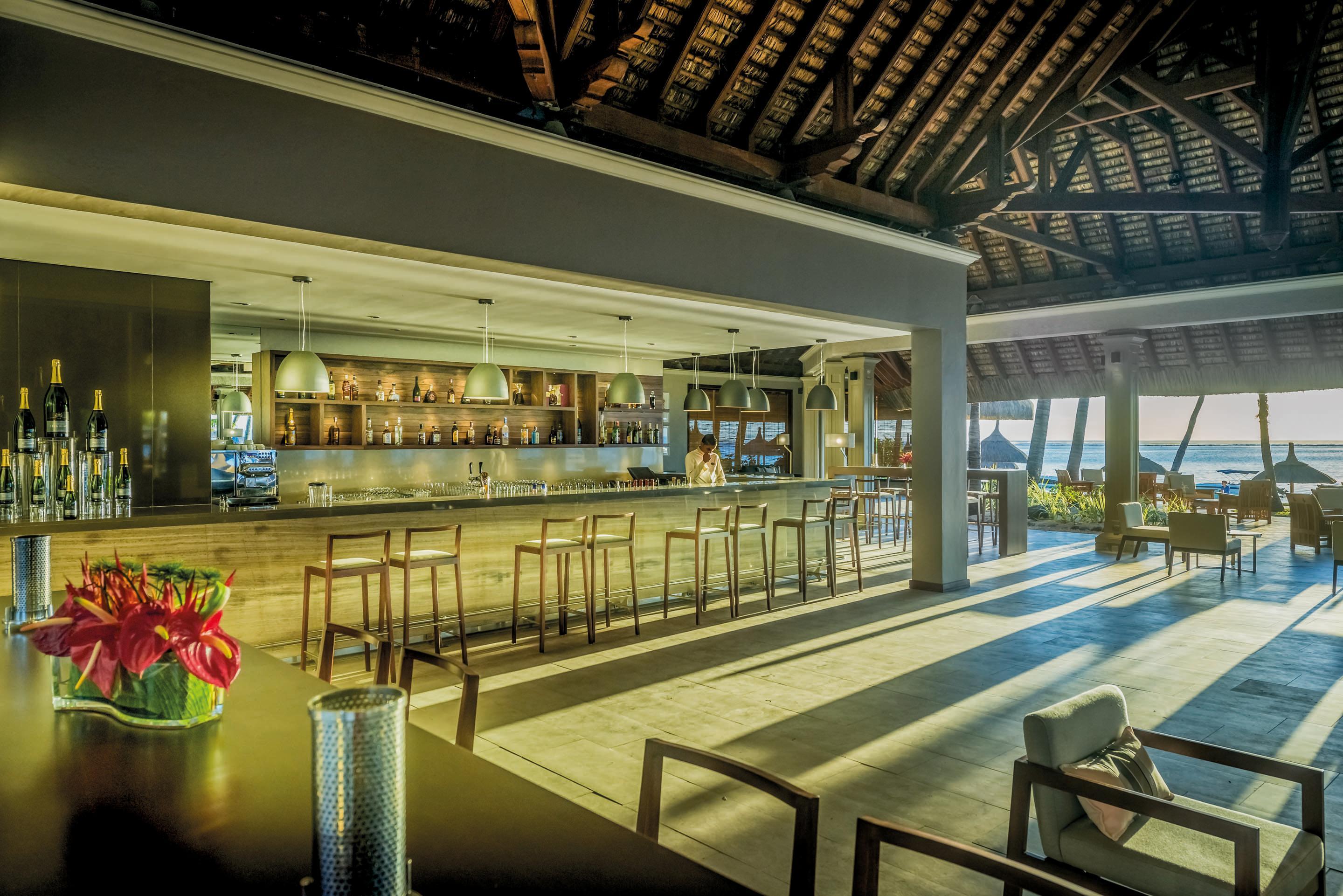 Paradis Beachcomber Golf Resort & Spa Le Morne Exterior photo