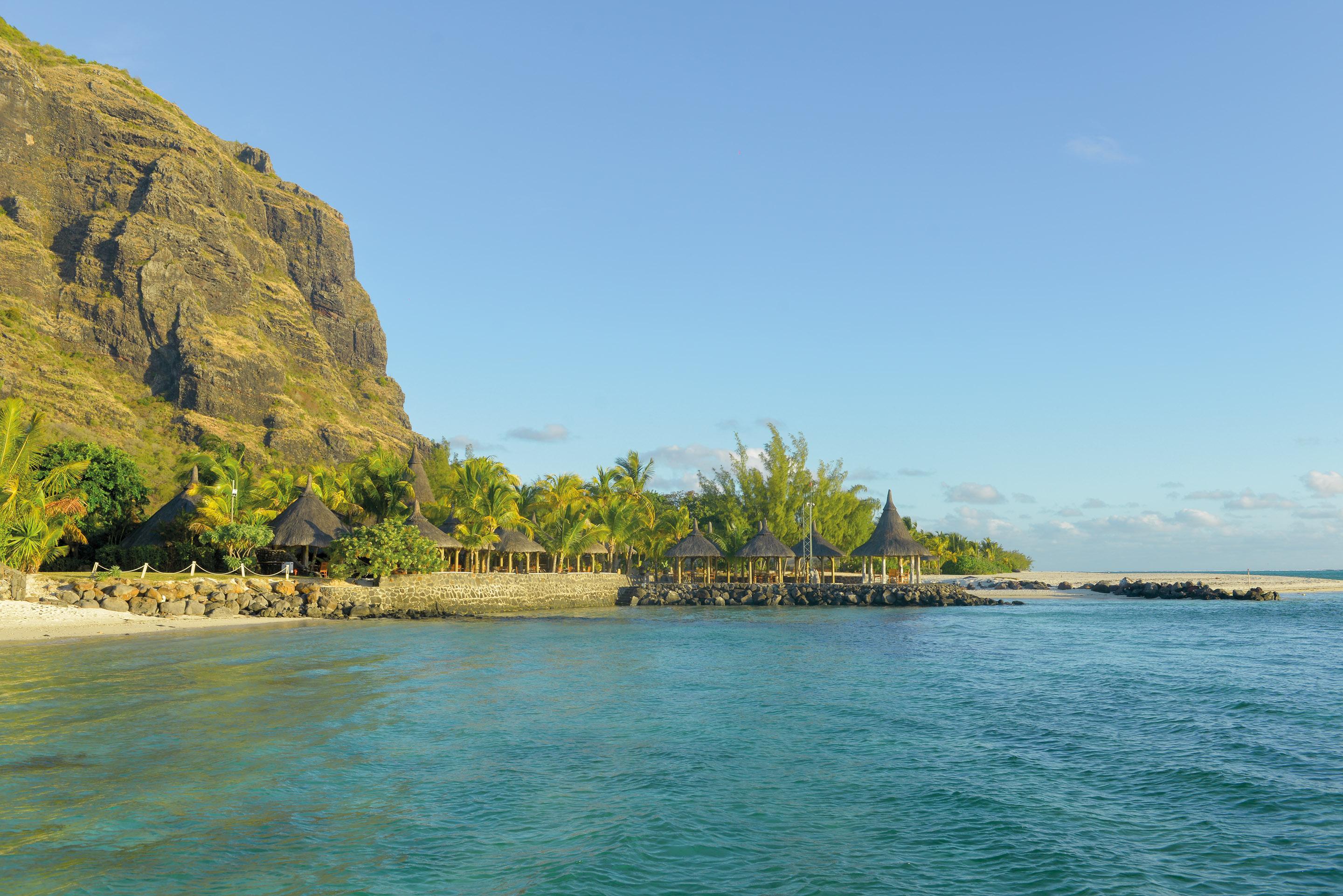Paradis Beachcomber Golf Resort & Spa Le Morne Exterior photo