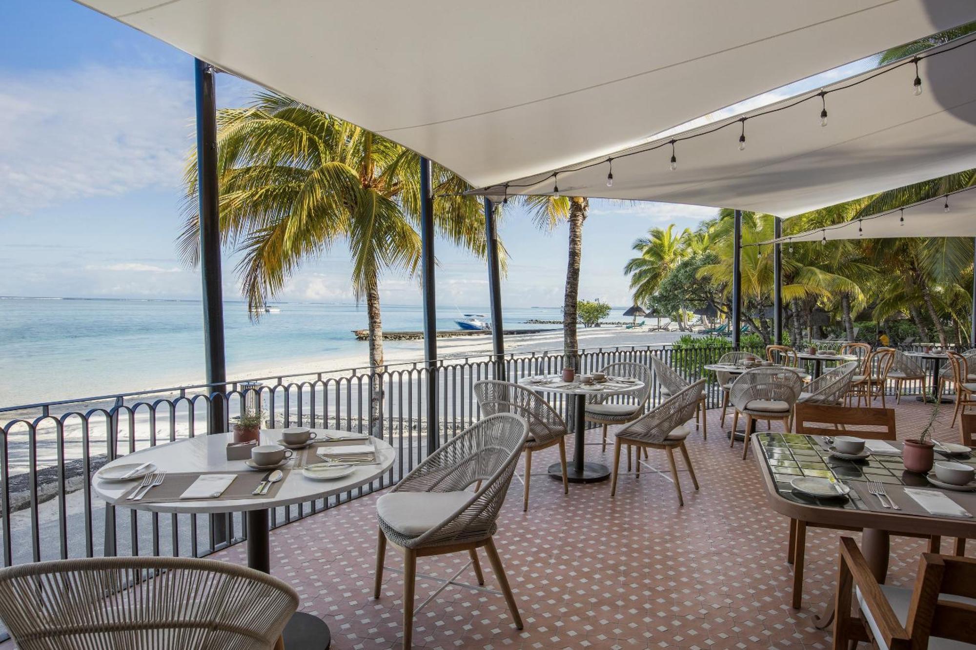 Paradis Beachcomber Golf Resort & Spa Le Morne Exterior photo