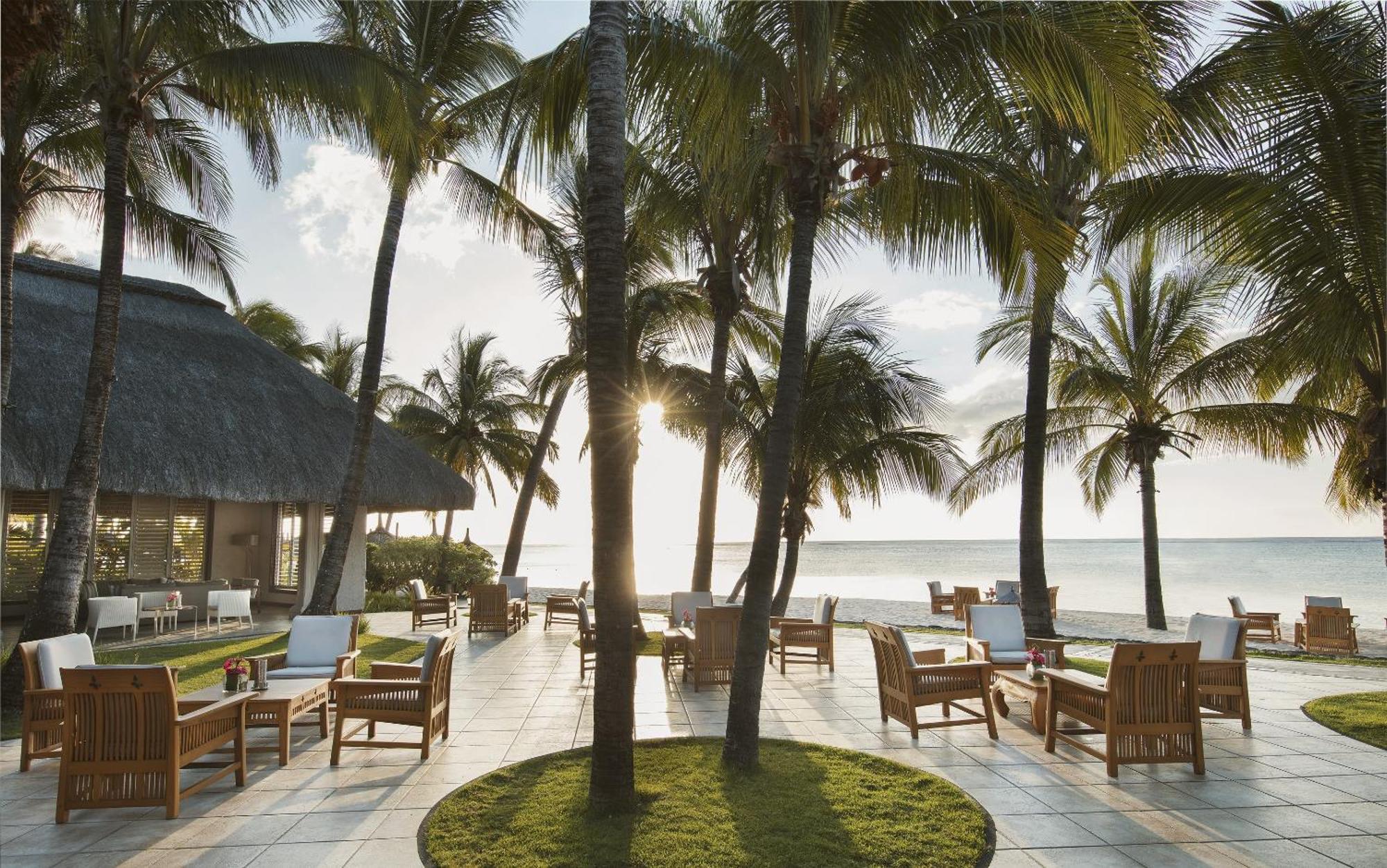 Paradis Beachcomber Golf Resort & Spa Le Morne Exterior photo
