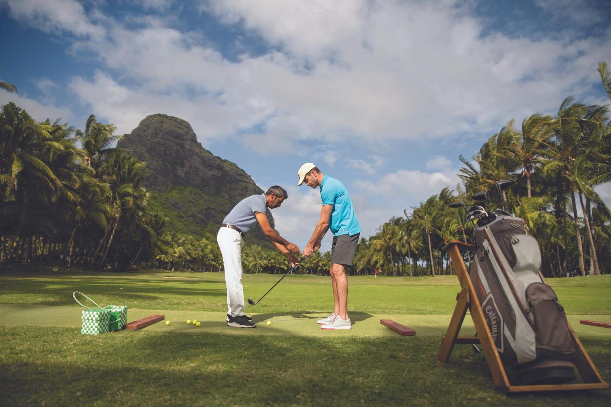 Paradis Beachcomber Golf Resort & Spa Le Morne Exterior photo