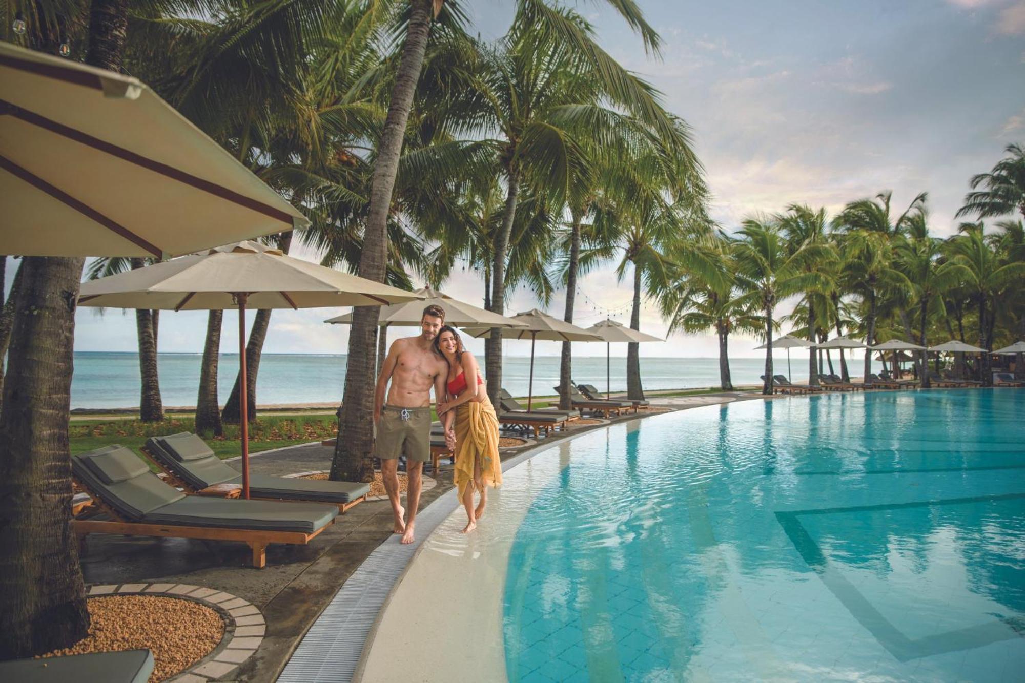 Paradis Beachcomber Golf Resort & Spa Le Morne Exterior photo